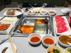 -海底捞火锅(宝龙广场夜宵主题店)