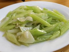 西芹炒百合-丰饭好食味(百花谷购物中心店)