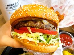 -The Habit Burger Grill 哈比特汉堡(复兴soho店)