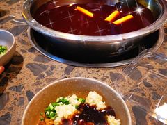 -肖肖酸萝卜鱼火锅(总店)