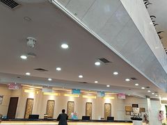 -广东大厦酒店(广州北京路步行街纪念堂地铁站店)