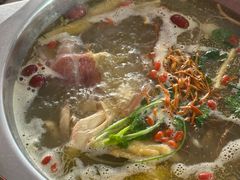 -乙丙丁正宗昭通天麻火腿鸡(总店)
