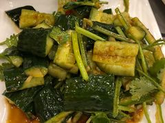 拍青瓜-岭南海晏楼(东晓南店)
