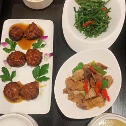 -爱陪伴尊享月子中心(国际店)