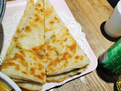 龙虾伴侣瓤子饼-叶派龙虾•招牌香辣蟹·海鲜(中海国际店)