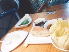 -小小河边鱼(天润城店)