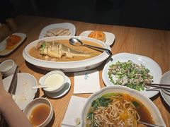 -荣小馆(杭州大厦店)