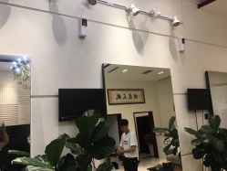 -Hello Lady发型设计