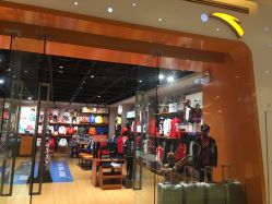 -安踏儿童(世欧王庄店)