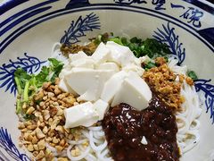 -蜗牛小馆醉乡民谣云南菜(惠新西里店)