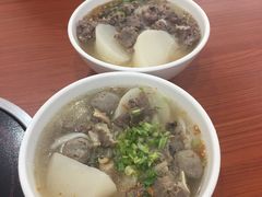 -阿波潮汕牛肉火锅·汤粉面(拱北店)