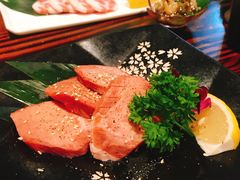 极上厚切牛舌-和萌牛肠烧烤(财富中心店)