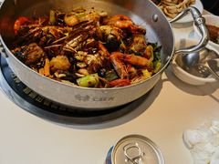 -七欣天香辣蟹火锅(闵行浦江欢乐颂店)