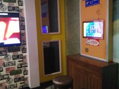 -蓝乐光量贩KTV(浦东禹悦汇店)
