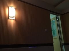 -鑫港隆休闲会所(海燕·玉兰花园店)