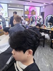 -藤野造型烫染·漂发