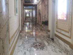 -皇宫大酒店