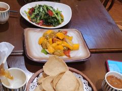 -泰堤坊(淡水体育馆店)