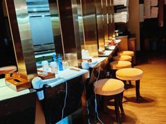 -碧中海汤泉汗蒸酒店