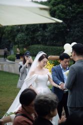 -MECCI婚礼摄影跟拍(红东方广场店)