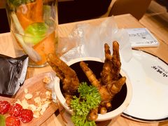 -山城外·非遗酸菜鱼(新都汇融店)