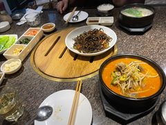 -正苑26年海鲜烤肉•牛尾汤汤饭(东港店)