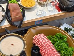 -老牌坊云南鱼豆花火锅(哈西万达店)