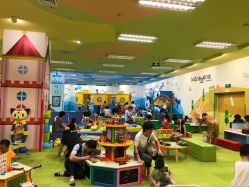 -莫莉幻想儿童乐园(武汉经开永旺店)