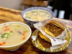 牛肉烧饼（多肉）-穆得·老周家牛肉烧饼(普利街店)