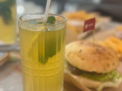 -必胜客(远大路店)