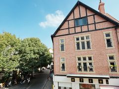 -钟书阁(松江泰晤士小镇店)