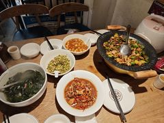 -聚鑫朋酸菜肥肠(文艺路口店)