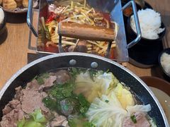 -川堂风·跷脚牛肉·乐山爆炒(宝山日月光店)