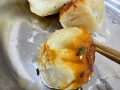 -黄阿姨锅贴大王(万航渡路店)