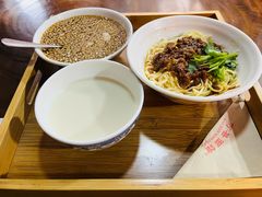 -万县面馆(高笋塘店)