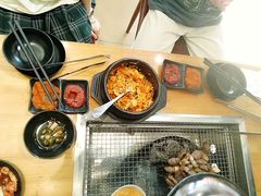 韩式石锅拌饭-肉甲韩国木炭烤肉(新壹街1店)