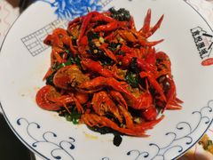 紫苏小龙虾-食悦围城龙虾馆(万江店)