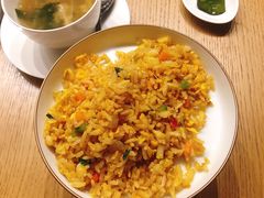 蒜蓉炒饭-丽思卡尔顿·炙焰·铁板烧餐厅