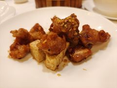 黑猪蒜香骨-唐宫海鲜舫