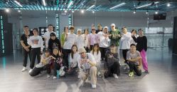 -泫舞舞蹈工作室