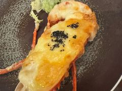 -广州万富希尔顿酒店·感趣自助餐厅·金秋蟹宴生蚝海鲜刺身