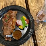 拔草甜叔叔的西餐厅