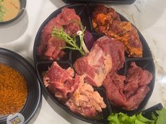 -啊美丽炭火烤肉(滑翔一店)