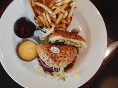 -db Bistro & Oyster Bar by Daniel Boulud(滨海湾金沙店)
