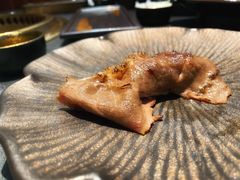 -铭牛烧肉·和牛海鲜自助(高新月牙湖店)