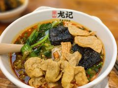-湘人龙记老长沙米粉(鸟巢店)
