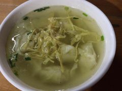 太湖三白小馄饨-忆秦园小笼包(惠山古镇总店)