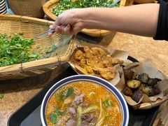 -云阿蛮云南生烫牛肉米线(奉贤路店)