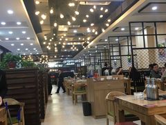 大堂-洪忠涮烤王(嵩山路店)