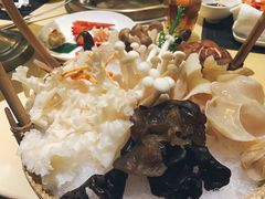 -余欢领鲜火锅(新街口店)